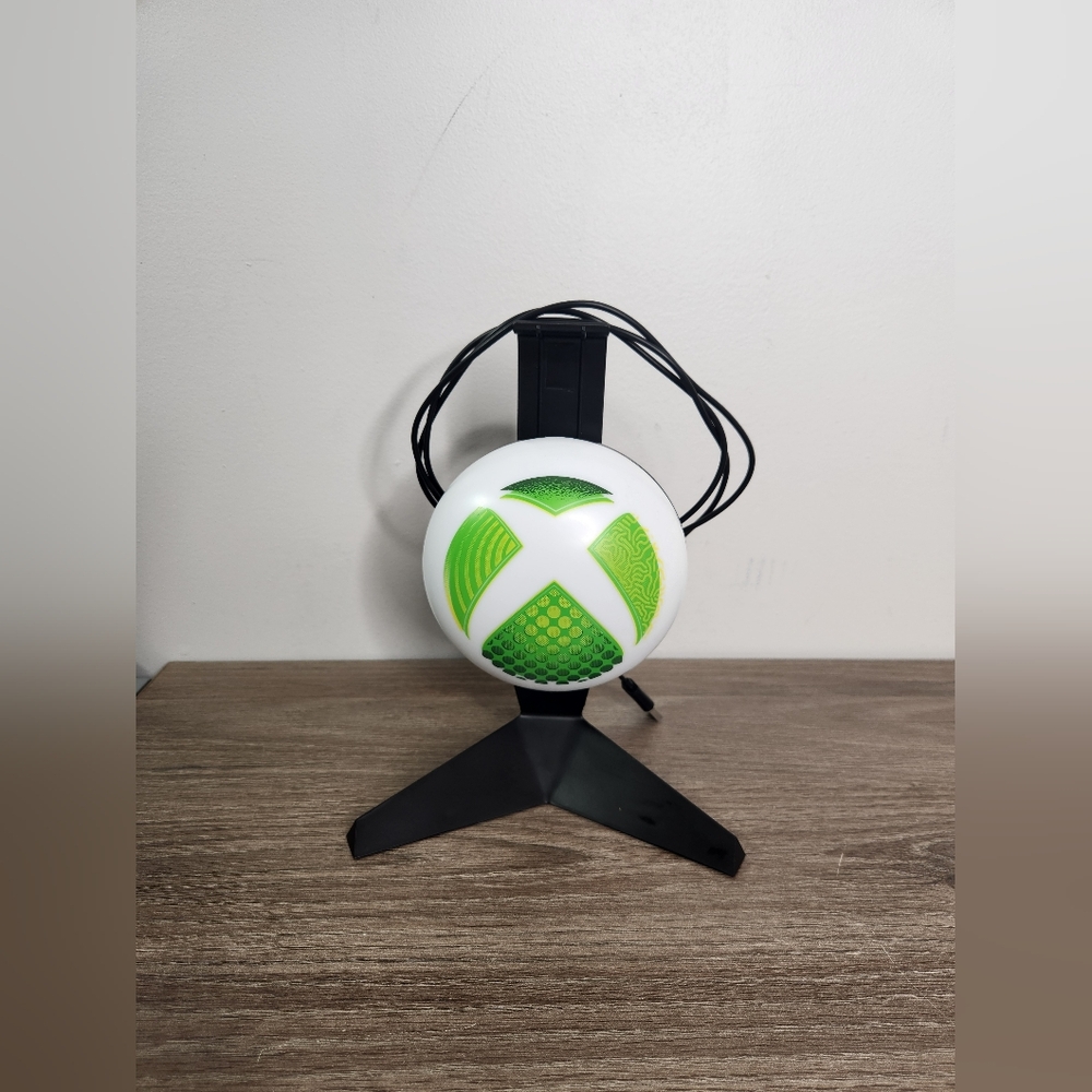 XBOX Light Up Headphone Stand